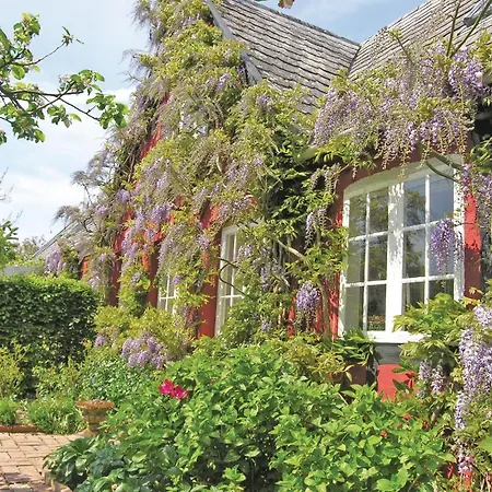 Stangegaard * Åkirkeby